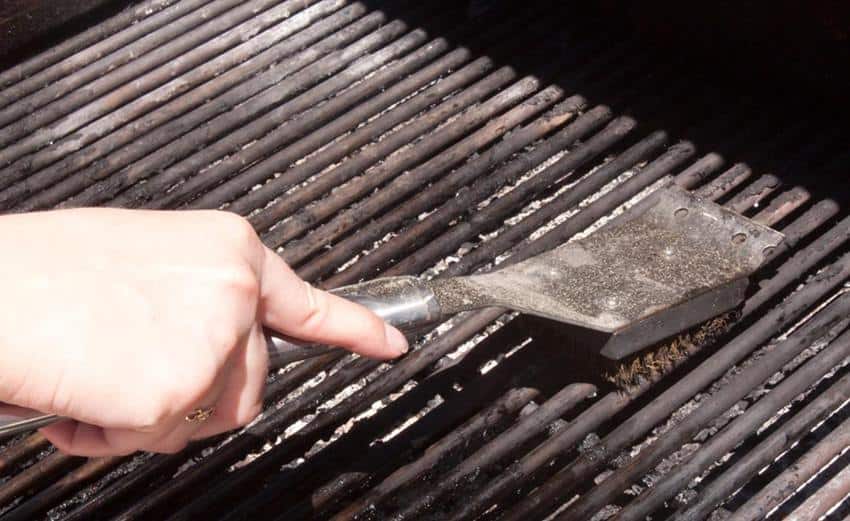 How To Clean A Charcoal Grill